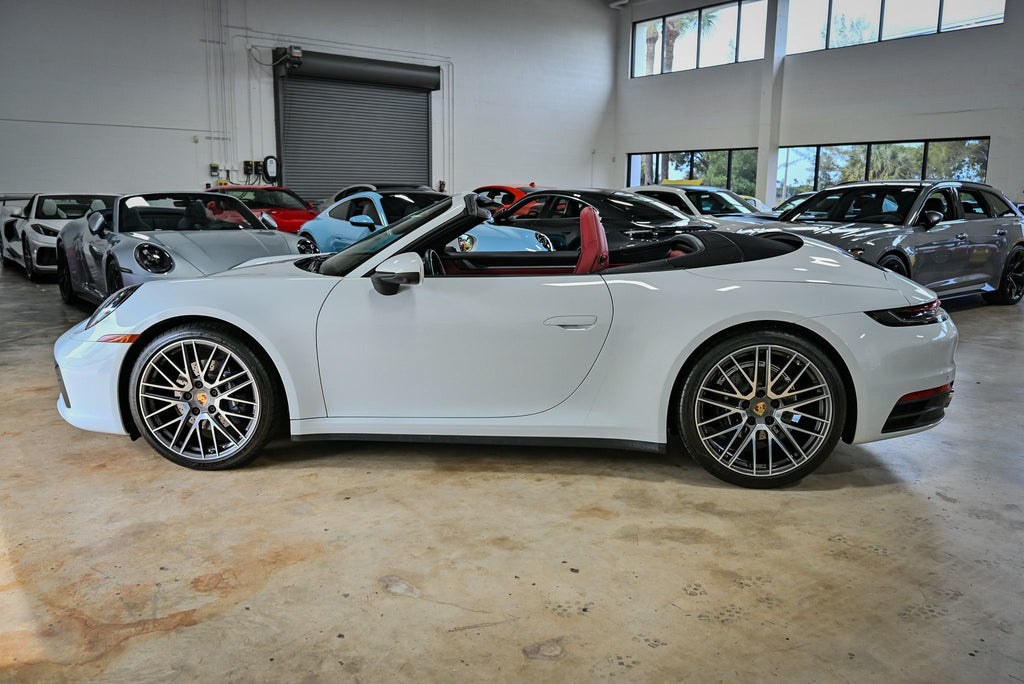 Porsche 911 Carrera