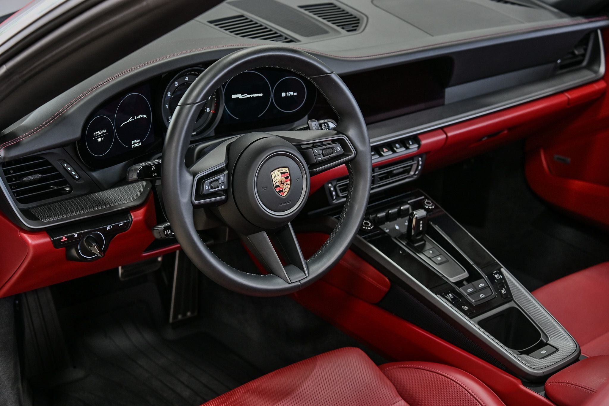 Porsche 911 Carrera